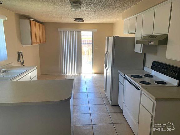 2nd image of 3406 Woodside Dr APT 28