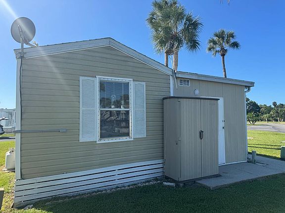 5th image of 6529 Sparrowood Ln #422