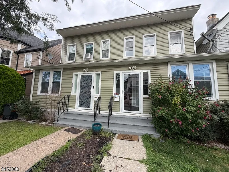62-64 Liberty St
