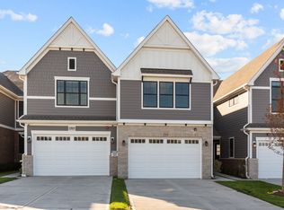 1565 Dakota Dr, Elk Grove Village, IL 60007