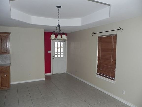 3rd image of 3728 Frontier Dr