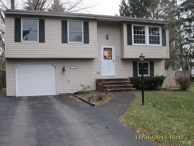 1st image of 112 Lyford Ln