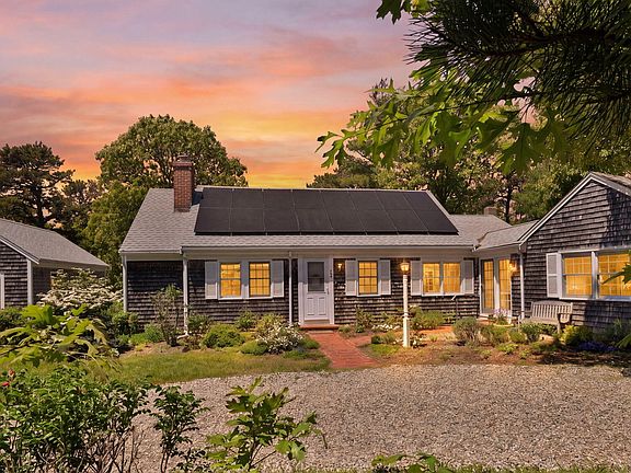 3rd image of 645 Nauset Road