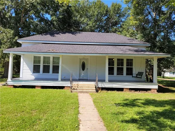 1813 Ruth Ford Dr, Lecompte, LA 71346