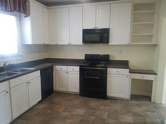 5th image of 211 N Ivy Ave