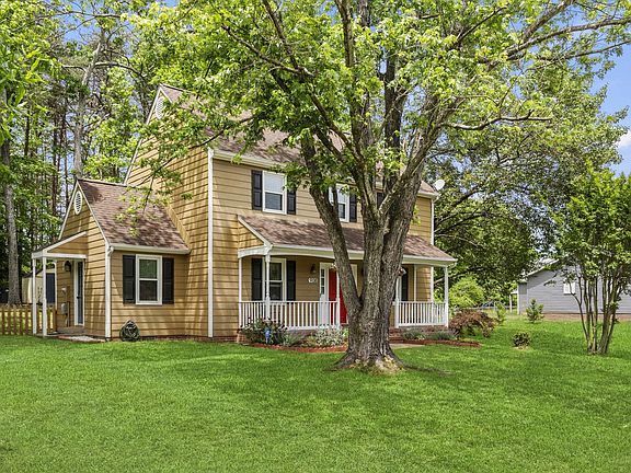 4th image of 908 Stonewall Ln
