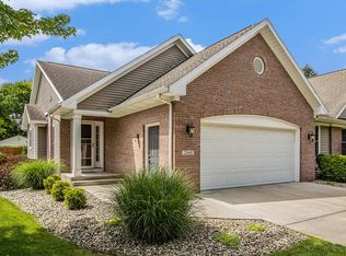 2040 Autumn Crest Ln, Kalamazoo, MI 49008