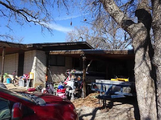 4th image of 2140 McArthur Ave