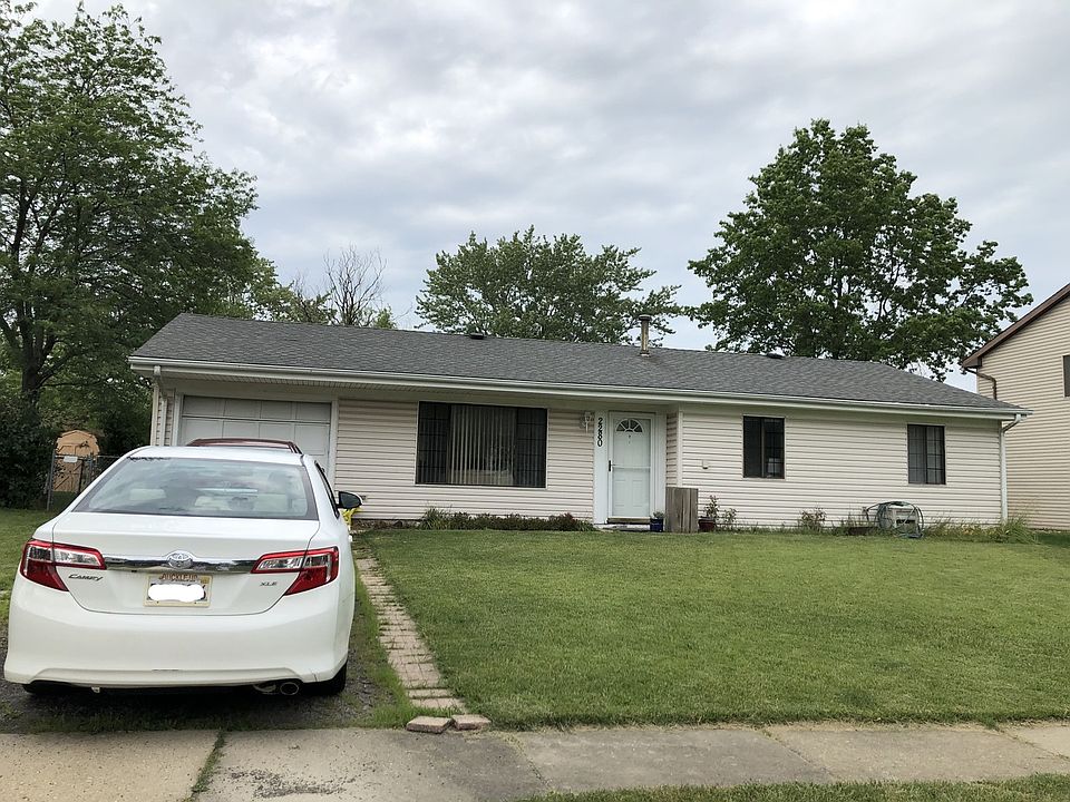 1st image of 2280 Cove Dr