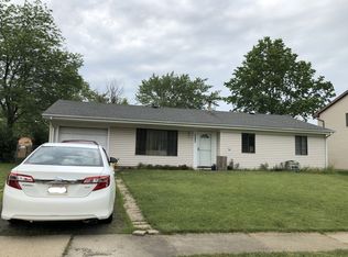 2280 Cove Dr, Hanover Park, IL 60133