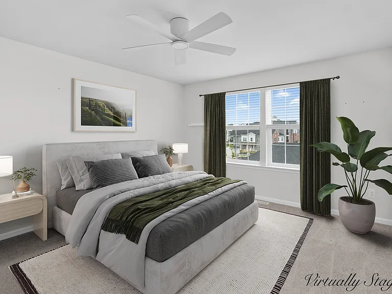 44 Marion Ave — Photo 13