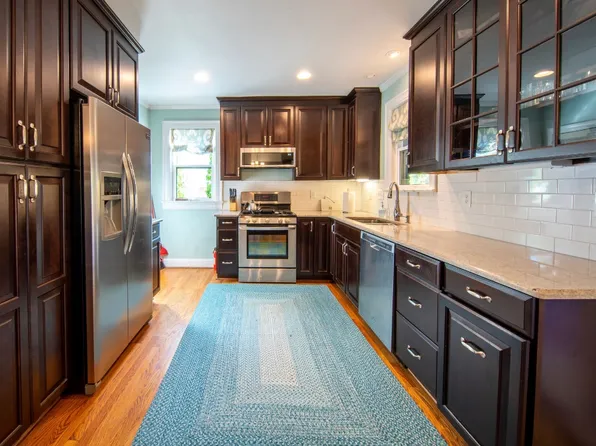 305 Radnor St #A, Nashville, TN 37211