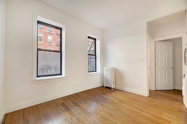 Rented by REAL New York | media 17