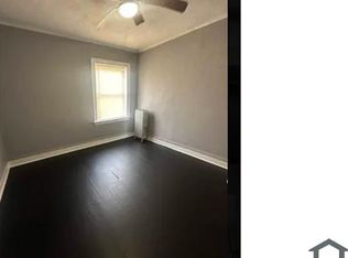 1704 W 81st St #3, Chicago, IL 60620