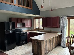 415 Brushwood Rd, North Haverhill, NH 03774