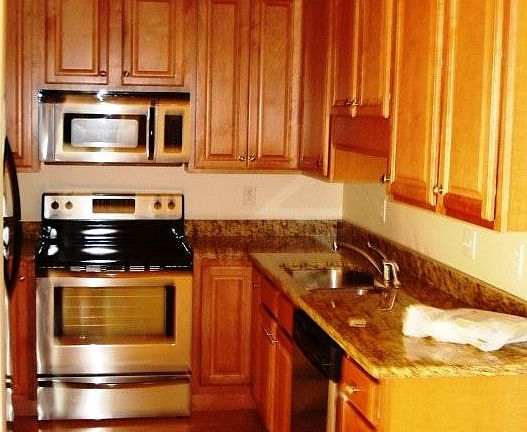 5th image of 858 W Trailcreek Dr