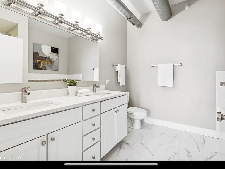 1200 W Monroe St #804 — Photo 13