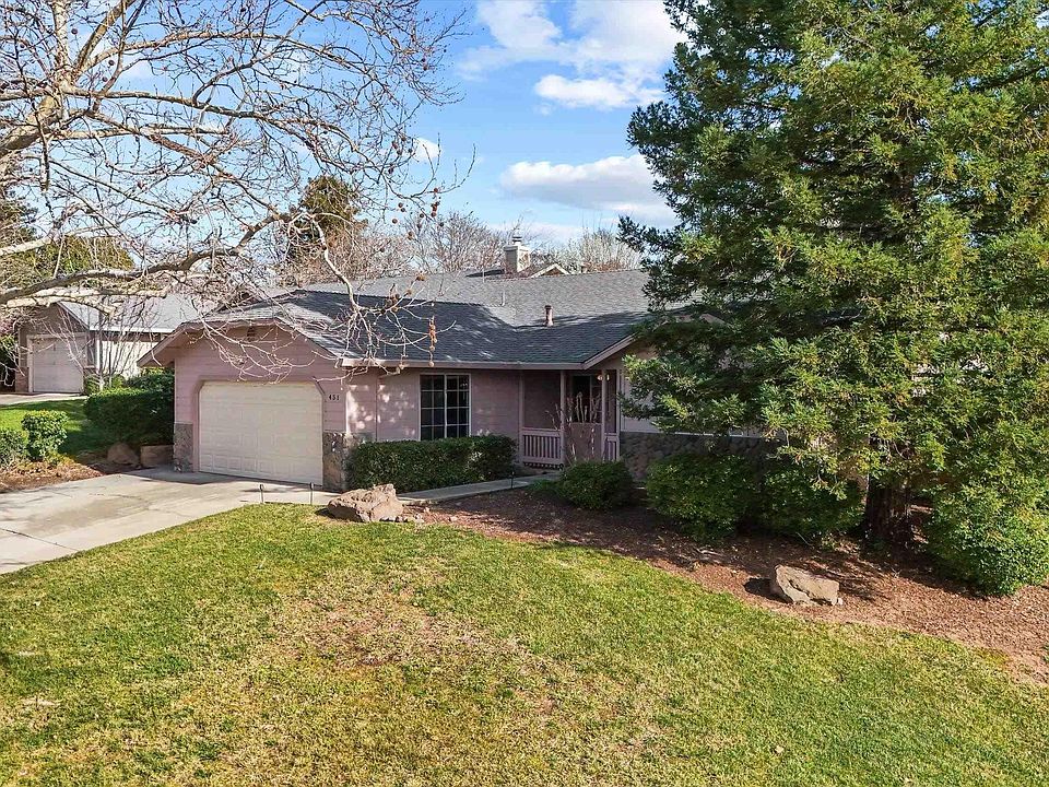 1st image of 451 Palisades Dr