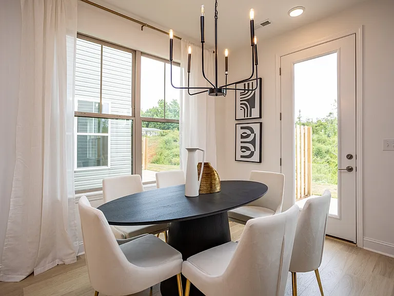 8440 Whisper Ln — Photo 6