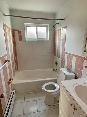 Rented by Amorelli Realty | media 15