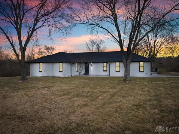 5850 Weidner Rd, Springboro, OH 45066