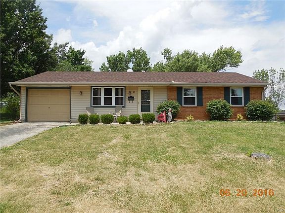 2nd image of 11 Adlon Ct