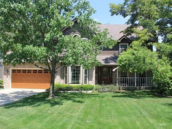 863 Ravinia Ct photo 1