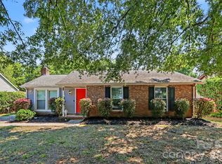 3001 Old House Cir, Matthews, NC 28105