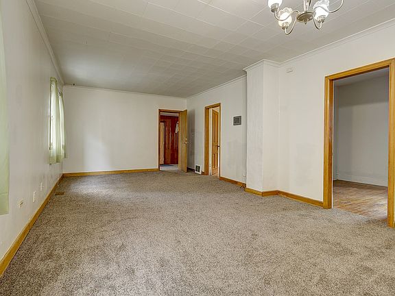 5th image of 330 Lime St #1