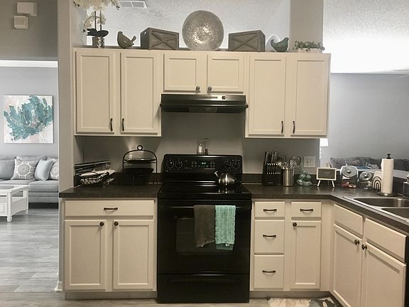 5th image of 4854 Aguila Pl