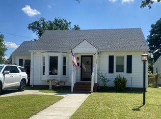121 Winshire St, Norfolk, VA 23503