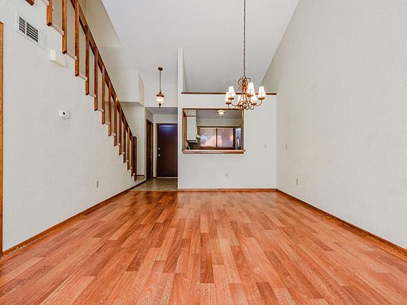 2nd image of 323 W Park Pl