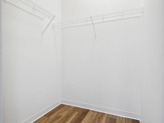 5th image of 569 N 5th St #610