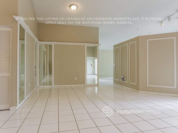 4th image of 576 NW 48th Ave