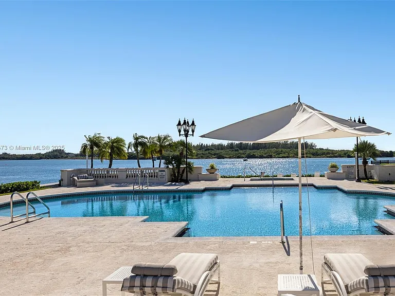 4924 Fisher Island Dr #4924 — Photo 52