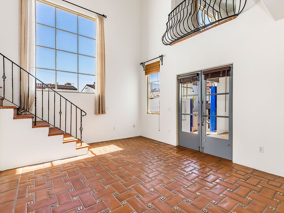 1st image of 1414 N Harper Ave APT 6