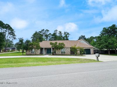 6492 Kalipekona Way, Diamondhead, MS, 39525