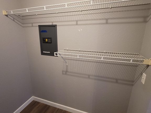 4th image of 8837 Latrec Ave #5305