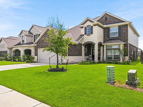 2nd image of 29459 Westhope Dr