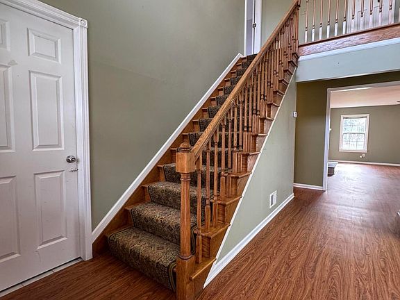 3rd image of 39266 Shoreline Dr