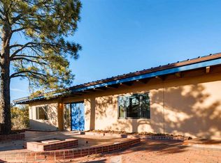 641 La Cruz Rd, Santa Fe, NM 87501