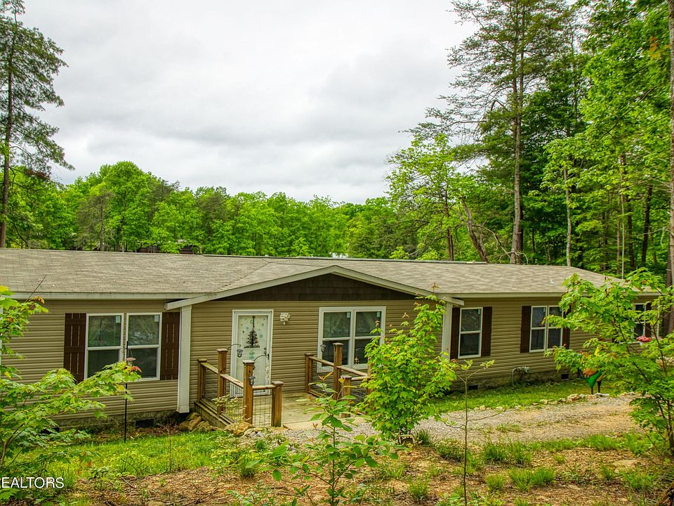1st image of 341 Lakewood Dr