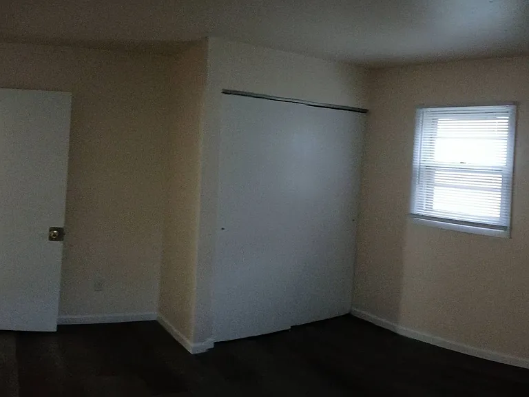9517 W Bradley Rd — Photo 1