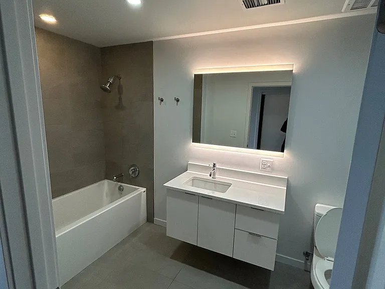 1300 N Ogden St #202 — Photo 11