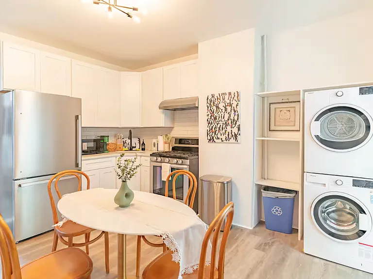 166 Elm St #1L — Photo 20