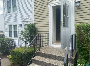 Pinewood Circle, Danbury, CT 06810