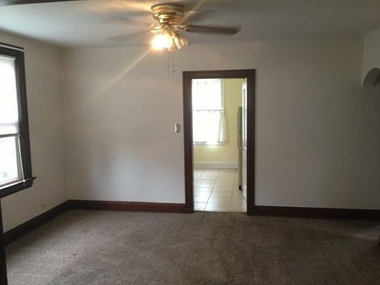 2nd image of 5411 Fenwick Ave