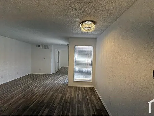 9813 Walnut St #302 — Photo 10