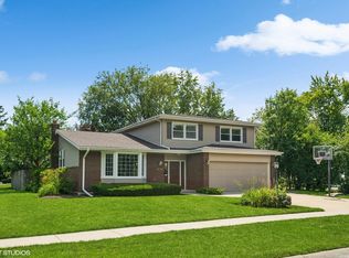 3951 Rutgers Ln, Northbrook, IL 60062