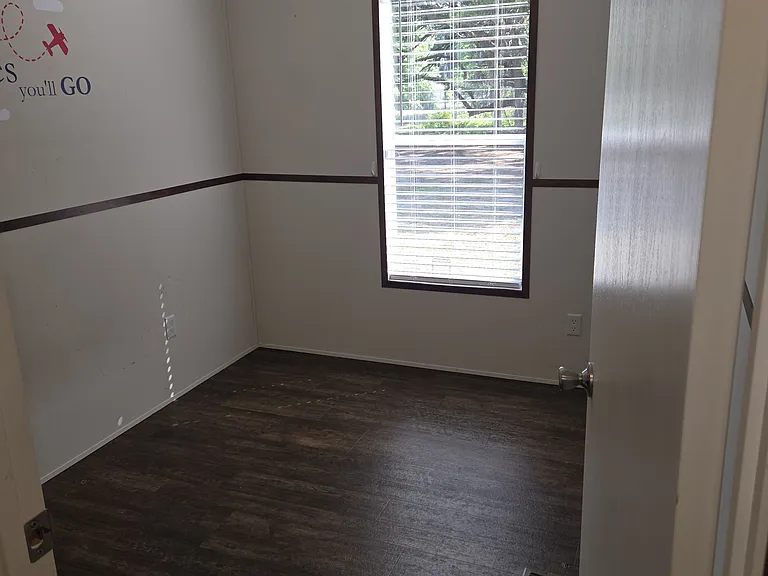 1040 Short Cut Rd — Photo 17